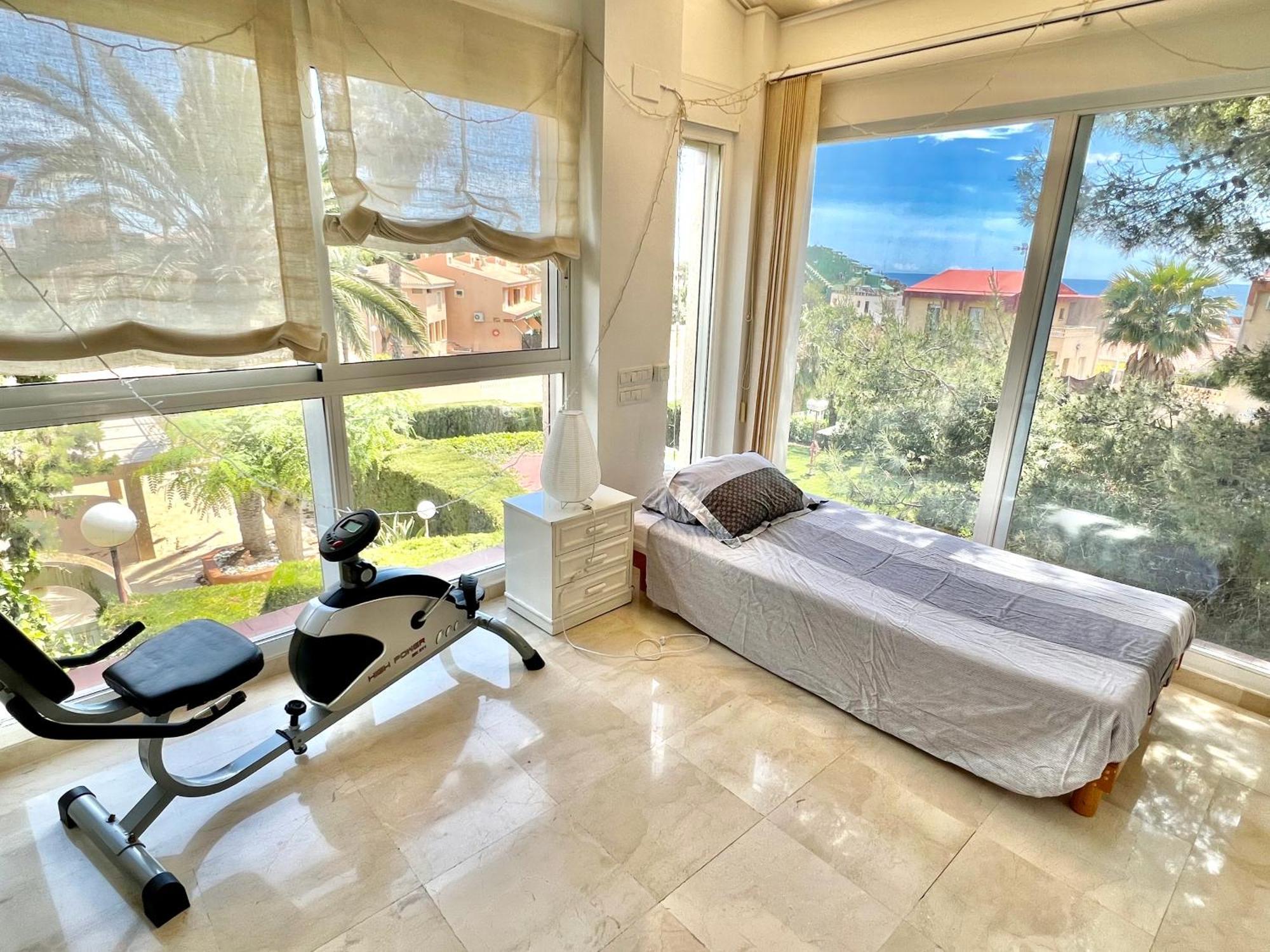 Beachside 4-Bedroom With Pool Alicante Exteriör bild