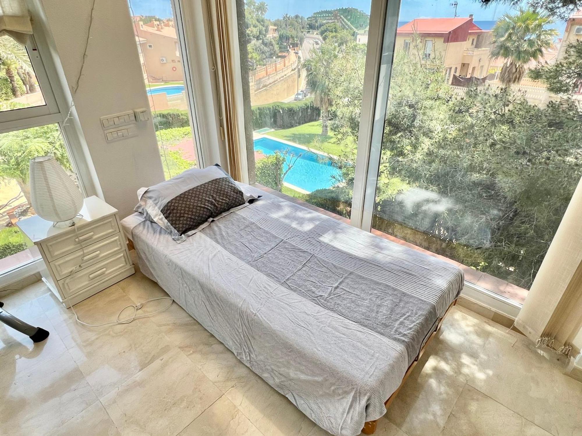 Beachside 4-Bedroom With Pool Alicante Exteriör bild