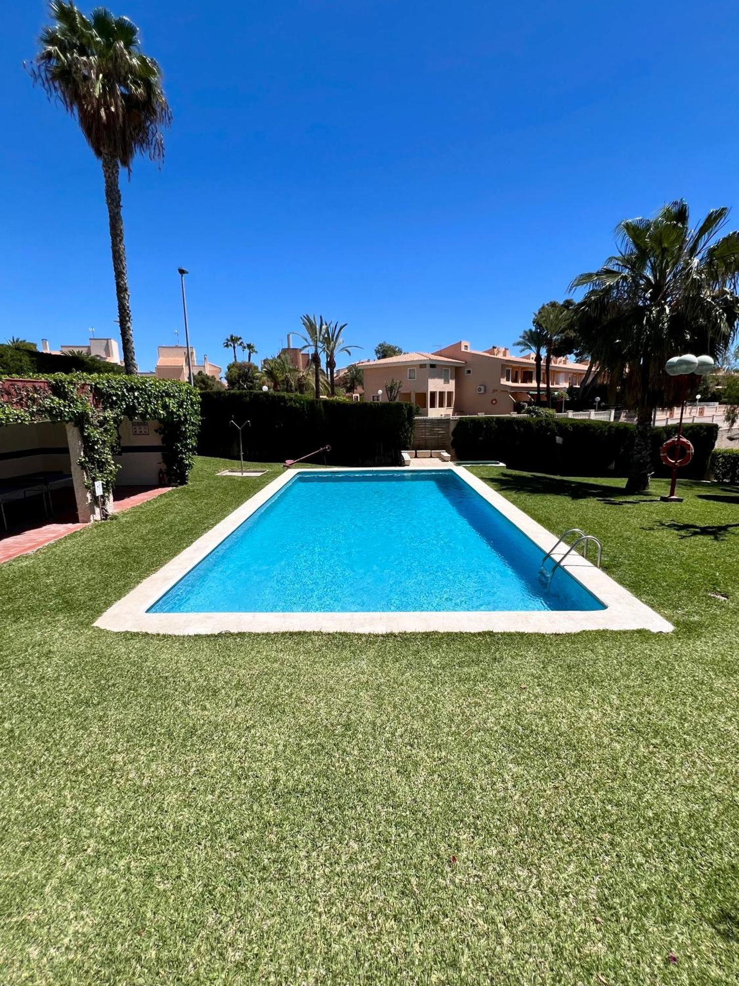 Beachside 4-Bedroom With Pool Alicante Exteriör bild